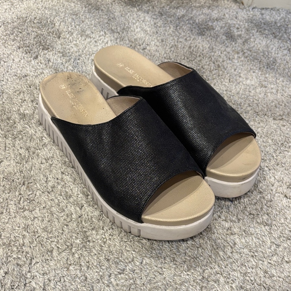 Ilse Jacobsen Black and Cream Mules